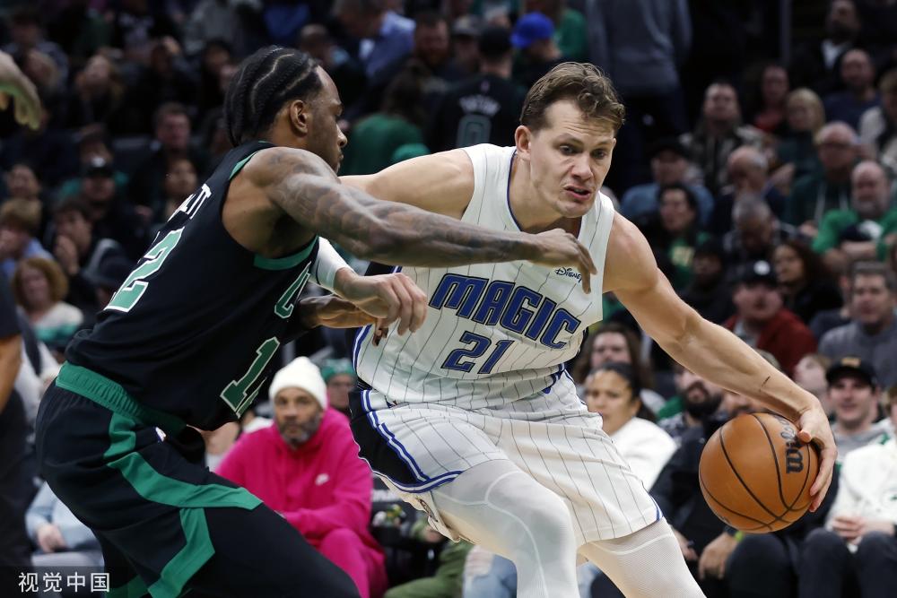 足坛中的竞 足坛中的竞